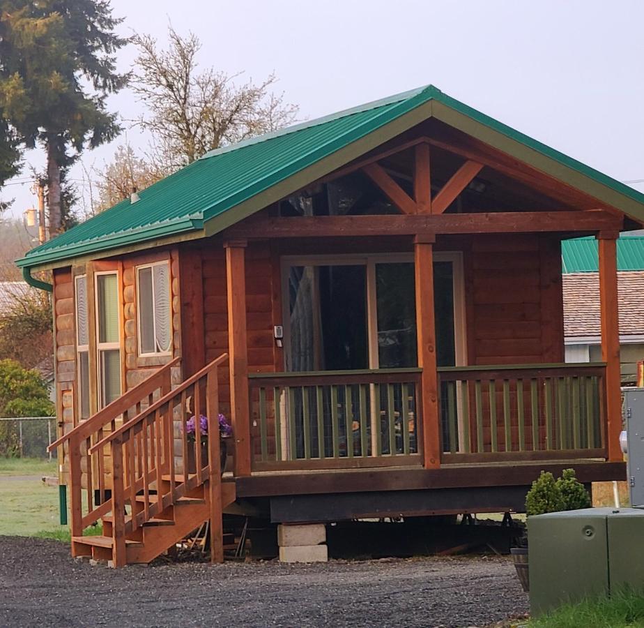 The Bogi Bear Inn Форкс Екстер'єр фото